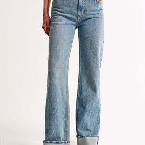 Abercrombie & Fitch High Rise 90s Relaxed Jean